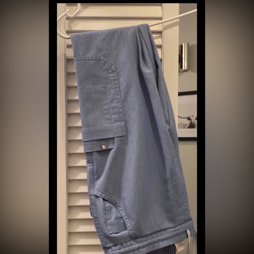 Figs yola scrub pants